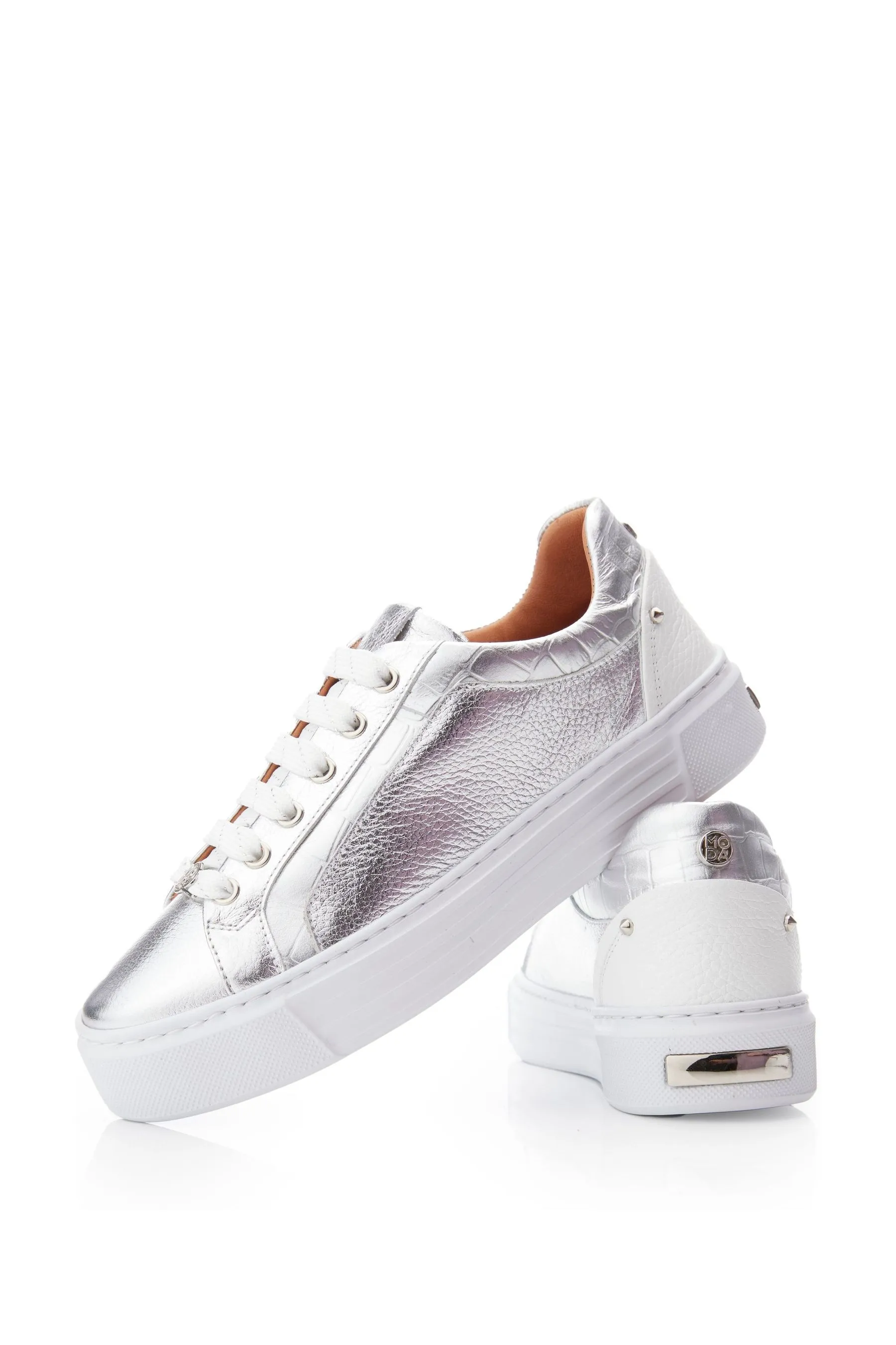 Moda in Pelle Arabeller - Pizzo - Scarpe da ginnastica con occhielli    