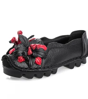 Summer Womens Mom Shoes Retro Ethnic Slip On Flat Casual Shoes Mocassini con suola morbida femminile Fashion Flower Punta tonda